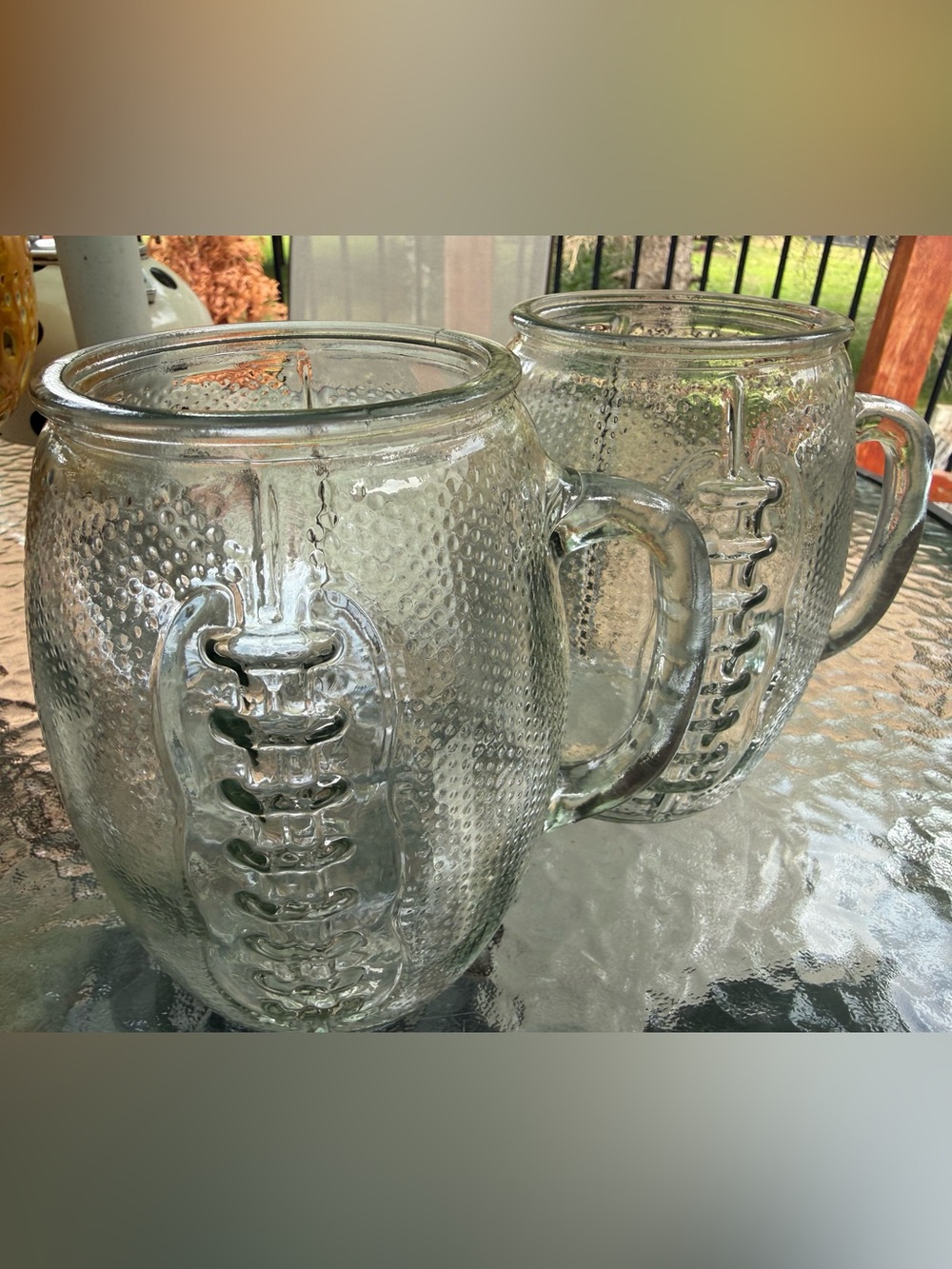 Set/2 clear glass 37-oz. Football-Shaped Beer Mugs. EUC - Picture 5 of 7
